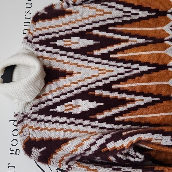 Influencer Cozy Turtle Neck Sweater Small Aztec Tribal Fall Winter Photo Shoot - Picture 6 of 8